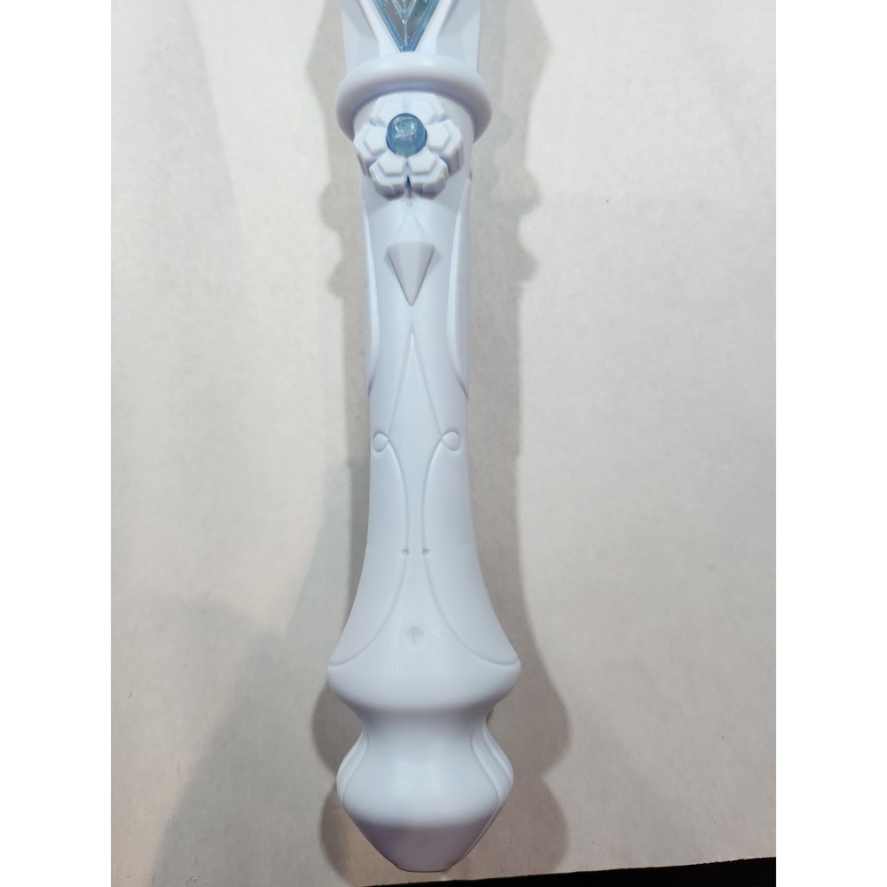 (3) Frozen Light Up Snowflake Wands, 13", 2 -Blue, 1-Pink, Lights & Sounds Work! - Picture 11 of 16